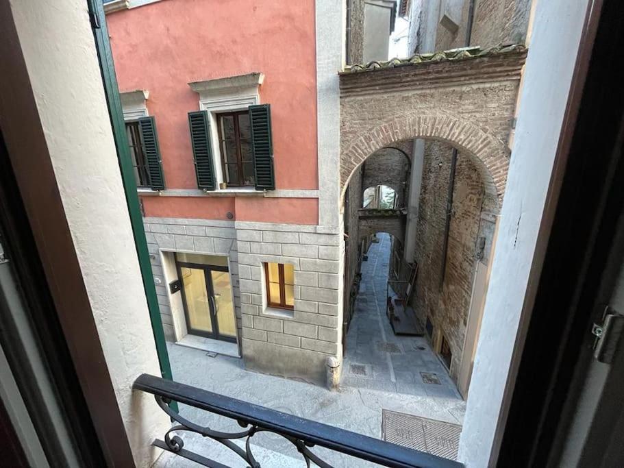 A Due Passi Da Piazza Grande Apartment Montepulciano Stazione Exterior foto