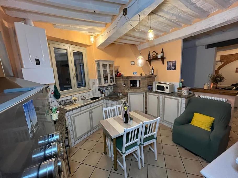 A Due Passi Da Piazza Grande Apartment Montepulciano Stazione Exterior foto